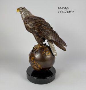 BP-454/3 American Bald Eagle on Globe Bronze Sculpture